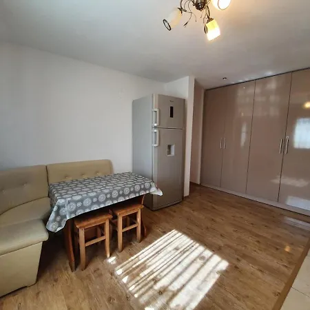 Apartament La 1 Minut De Plaja * Constanta