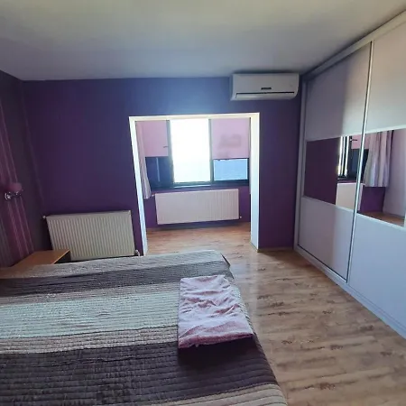 Apartament La 1 Minut De Plaja Apartament Constanţa
